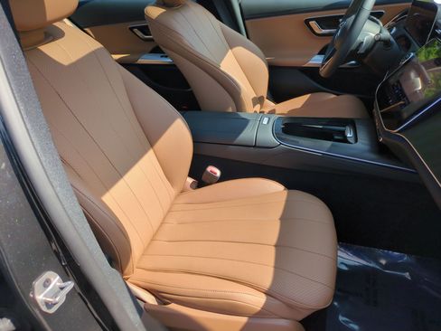 Certified 2026 Mercedes-Benz E 350 4MATIC Sedan image 35