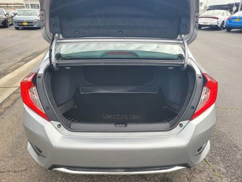 Used 2020 Honda Civic Touring image 11