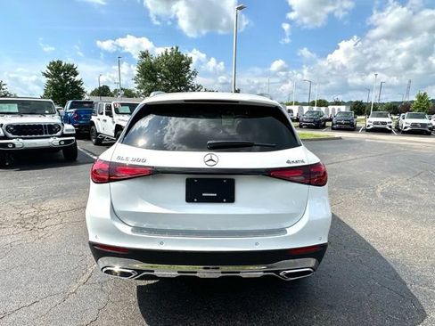 New 2026 Mercedes-Benz GLC 300 4MATIC image 13