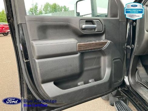Used 2021 Chevrolet Silverado 2500 LT w/ Midnight Edition AWD/4WD image 16