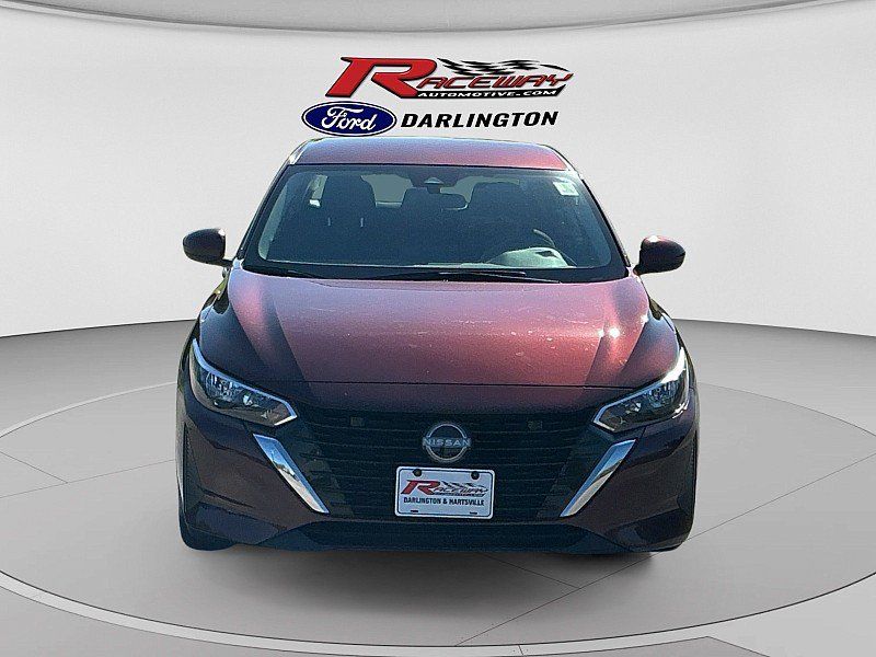 Used 2025 Nissan Sentra SV FWD image 8