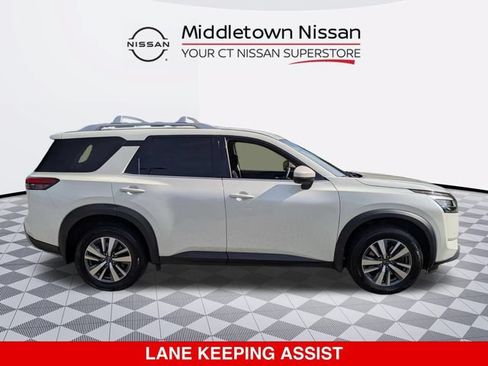 Certified 2023 Nissan Pathfinder SL AWD/4WD image 2