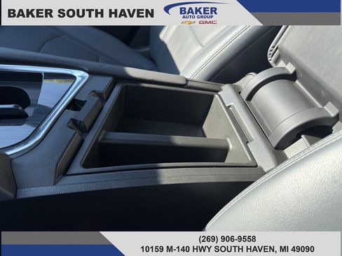 Used 2024 Buick Enclave Premium image 34