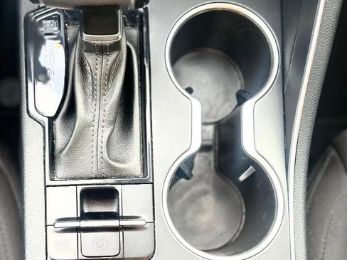 Used 2023 Kia K5 LXS image 16