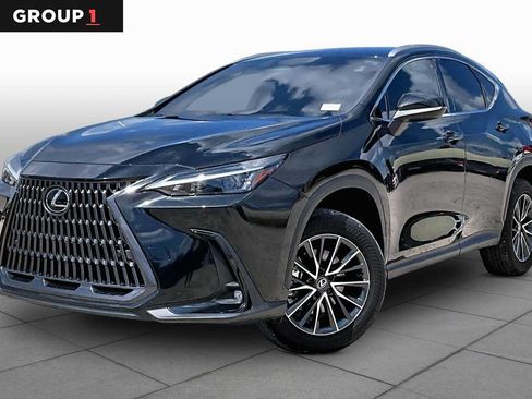 Used 2025 Lexus NX 250 FWD image 1