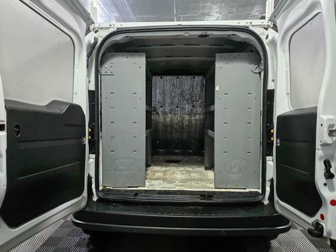 Used 2020 RAM ProMaster City Tradesman image 10