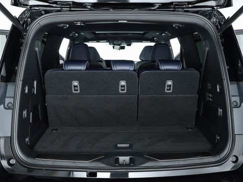 New 2026 INFINITI QX80 4WD w/ Sport Exterior Package image 71