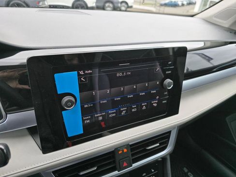 New 2026 Volkswagen Taos SE AWD/4WD image 30