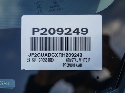 Certified 2024 Subaru Crosstrek 2.0i Premium image 35