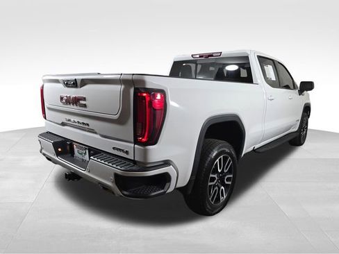 Used 2025 GMC Sierra 1500 AT4 w/ AT4 Premium Package AWD/4WD image 7