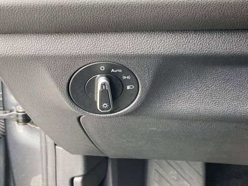 Used 2025 Volkswagen Jetta S FWD image 27