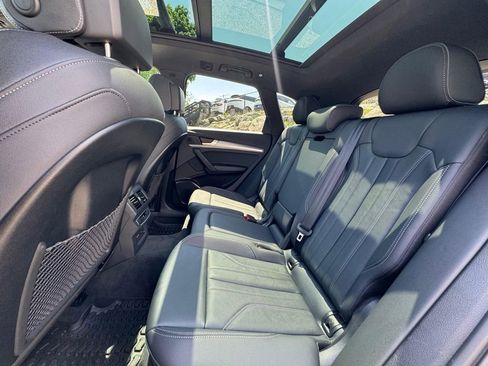Used 2025 Audi Q5 2.0T Premium AWD/4WD image 35