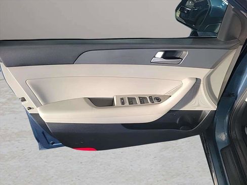 Used 2016 Hyundai Sonata SE image 15