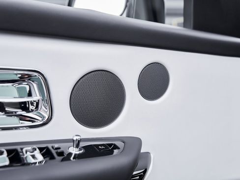 Used 2026 Rolls-Royce Cullinan image 40