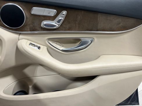Used 2016 Mercedes-Benz C 300 Sedan image 17