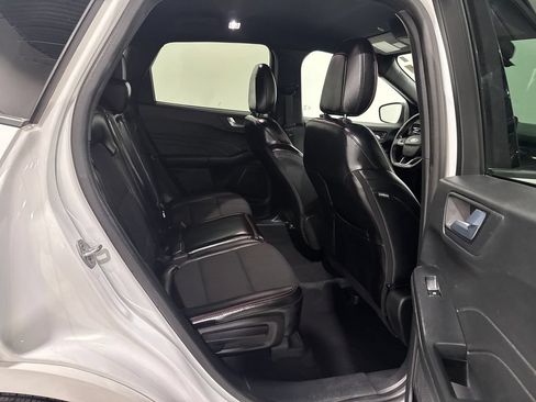 Used 2023 Ford Escape ST-Line AWD/4WD image 25