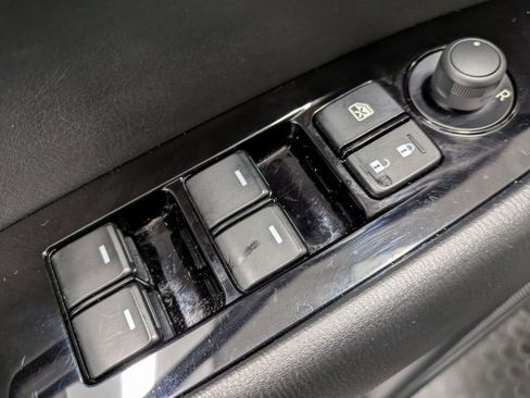 Certified 2025 MAZDA CX-5 AWD 2.5 S w/ Preferred Package image 9