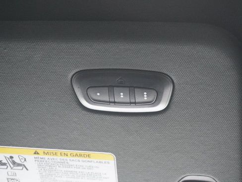 Used 2023 RAM 1500 Laramie image 29