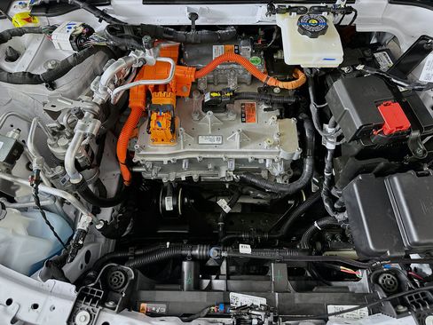 Used 2024 Honda Prologue EX image 32