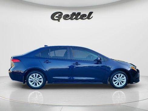 Certified 2023 Toyota Corolla LE w/ LE Convenience Package FWD image 4