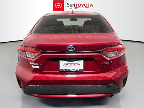 Used 2022 Toyota Corolla LE FWD image 5