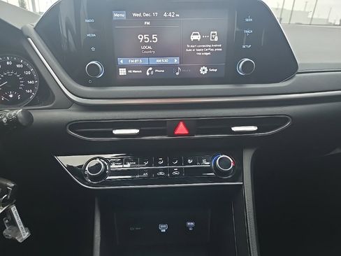 Certified 2022 Hyundai Sonata SE image 16