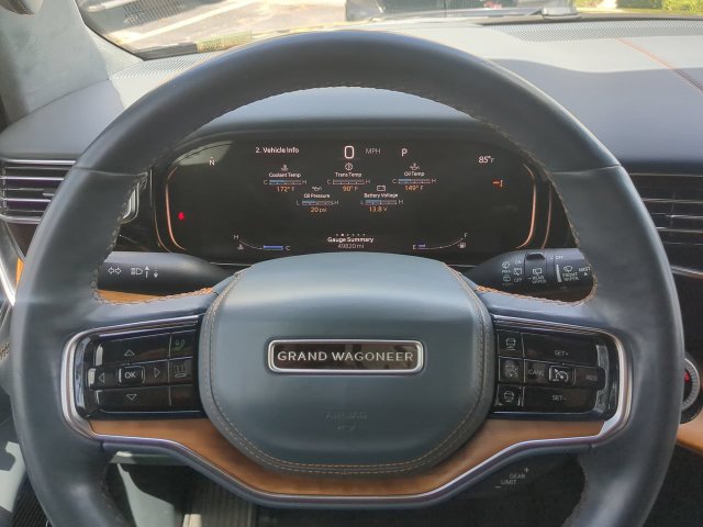 Used 2023 Jeep Grand Wagoneer L Series II AWD/4WD image 33