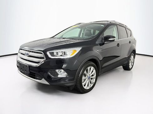 Used 2018 Ford Escape Titanium w/ Ford Safe & Smart Package AWD/4WD image 3