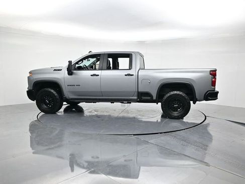 Used 2024 Chevrolet Silverado 2500 Custom w/ Z71 Off-Road Package image 7