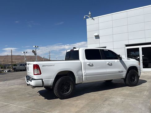 Used 2021 RAM 1500 Big Horn RWD image 3