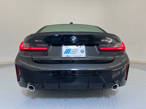 Used 2025 BMW 330i xDrive Sedan w/ Convenience Package AWD/4WD image 9
