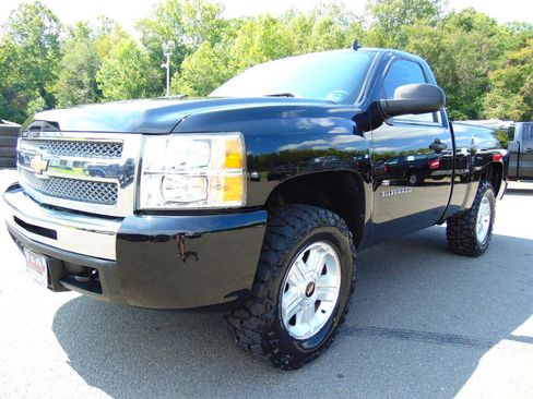 Used 2010 Chevrolet Silverado 1500 LT w/ Interior Plus Package AWD/4WD image 54