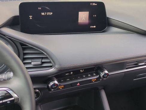 New 2026 MAZDA MAZDA3 Hatchback w/Premium Plus Pkg image 28