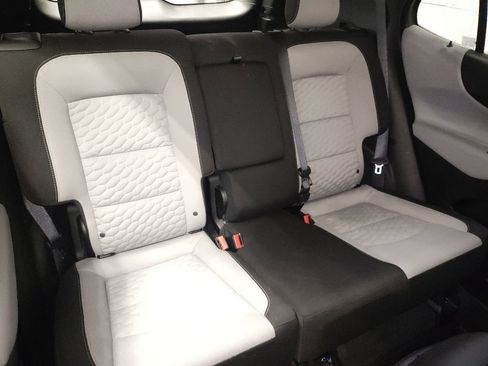 Used 2018 Chevrolet Equinox LS FWD image 11