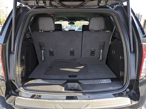 Used 2023 Chevrolet Tahoe Z71 AWD/4WD image 39