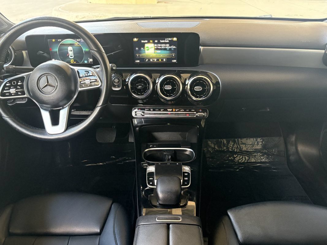 Used 2020 Mercedes-Benz A 220 image 11