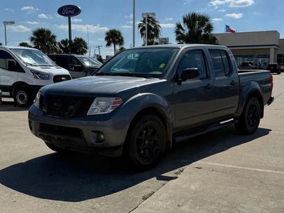 Used 2020 Nissan Frontier SV w/ Midnight Edition Floor Mats