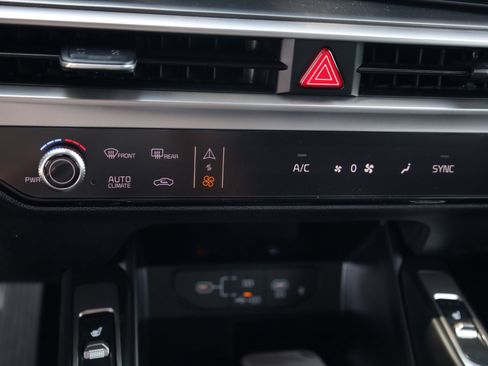 New 2026 Kia Sorento EX FWD image 10