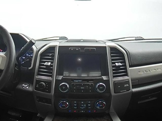 Used 2019 Ford F250 Lariat w/ Lariat Ultimate Package AWD/4WD image 24