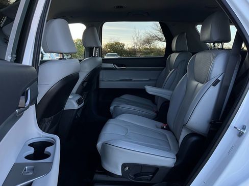 Used 2025 Hyundai Palisade SEL image 12