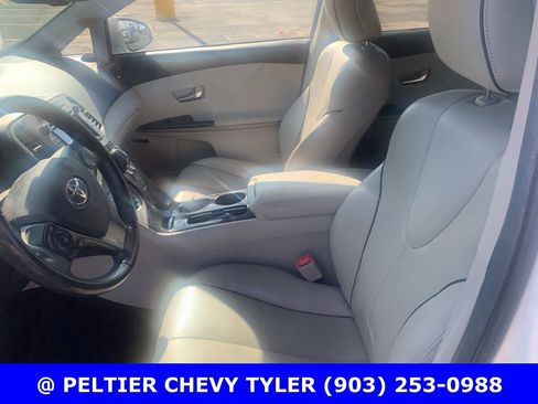 Used 2015 Toyota Venza XLE w/ XLE Premium Package FWD image 13