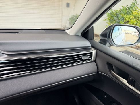 Used 2025 Toyota Camry LE image 35