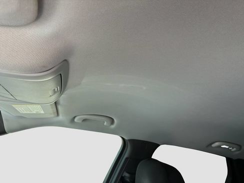 Used 2021 Chevrolet Blazer LT FWD image 23