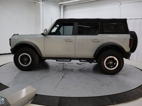 Used 2022 Ford Bronco Outer Banks w/ Sasquatch Package image 9