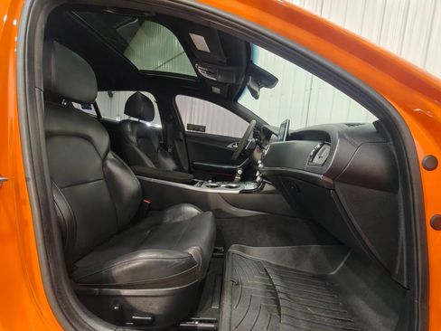 Used 2019 Kia Stinger GTS image 26