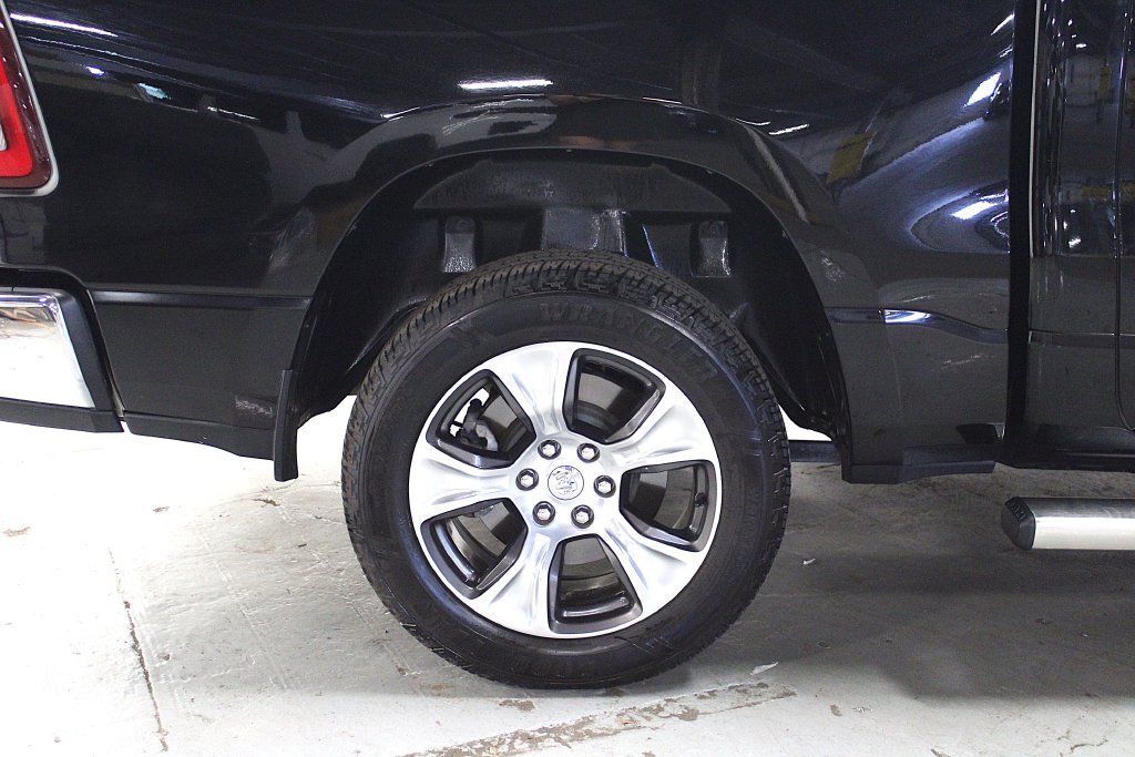Used 2023 RAM 1500 Laramie AWD/4WD image 40