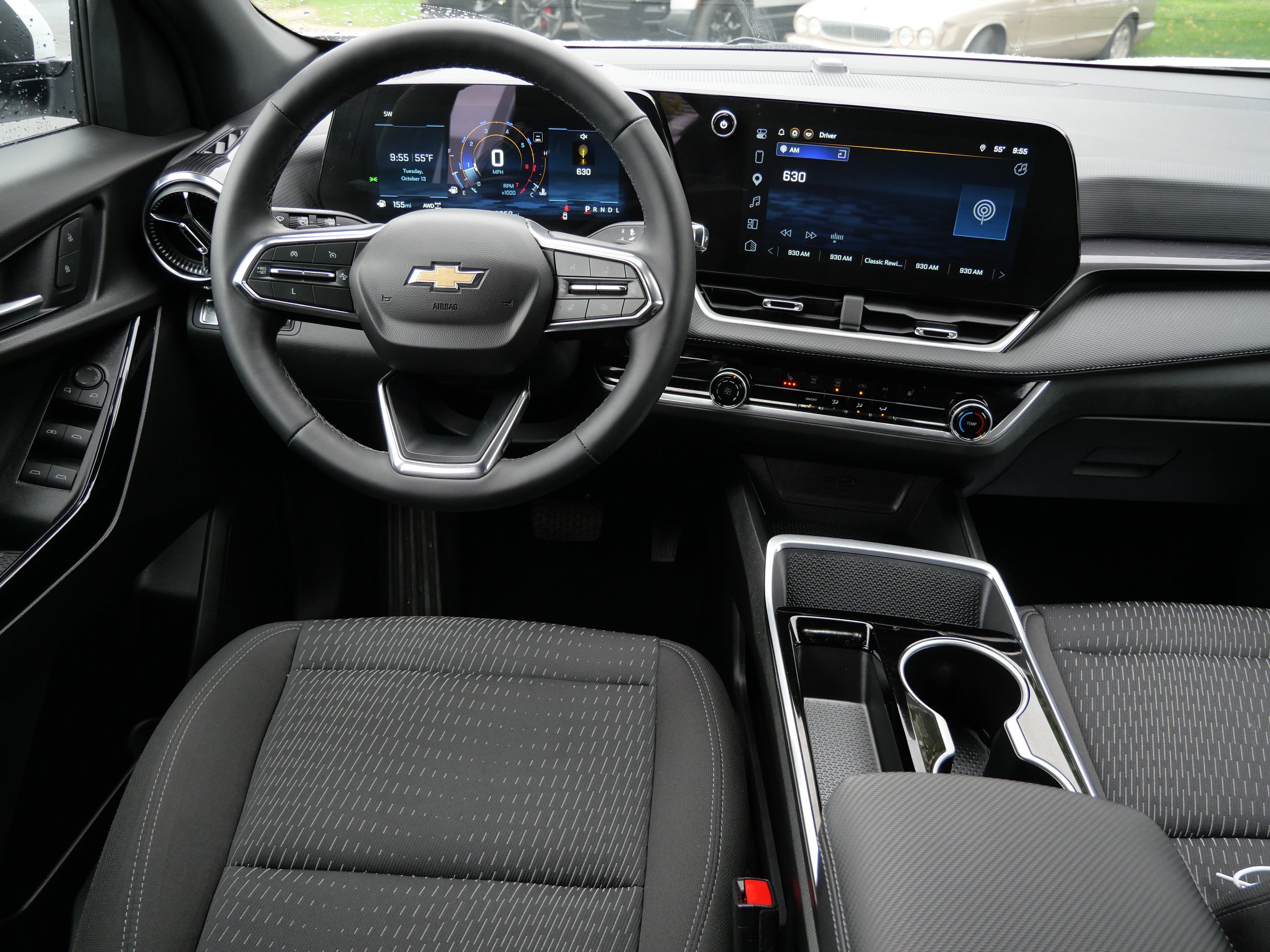 Used 2025 Chevrolet Equinox LT AWD/4WD image 17