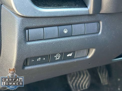 Used 2024 Nissan Rogue SL AWD/4WD image 22