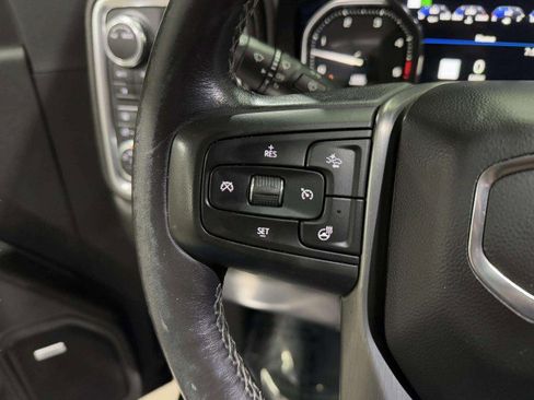 Used 2022 GMC Sierra 3500 Denali w/ Denali Ultimate Package image 16