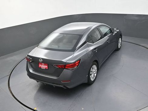 Used 2025 Nissan Sentra S FWD image 29